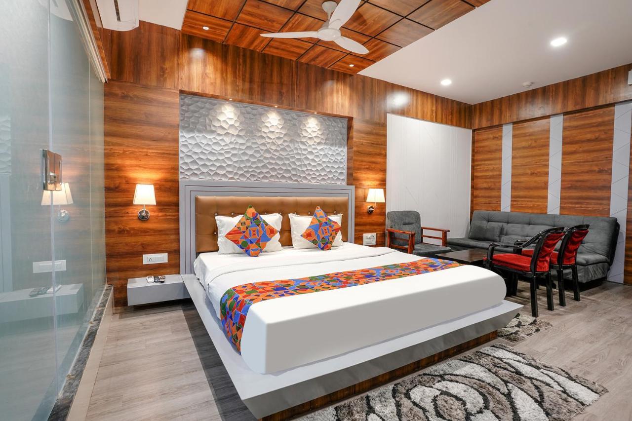 Fabhotel The Valentine - Udhna Road Surate Exterior foto
