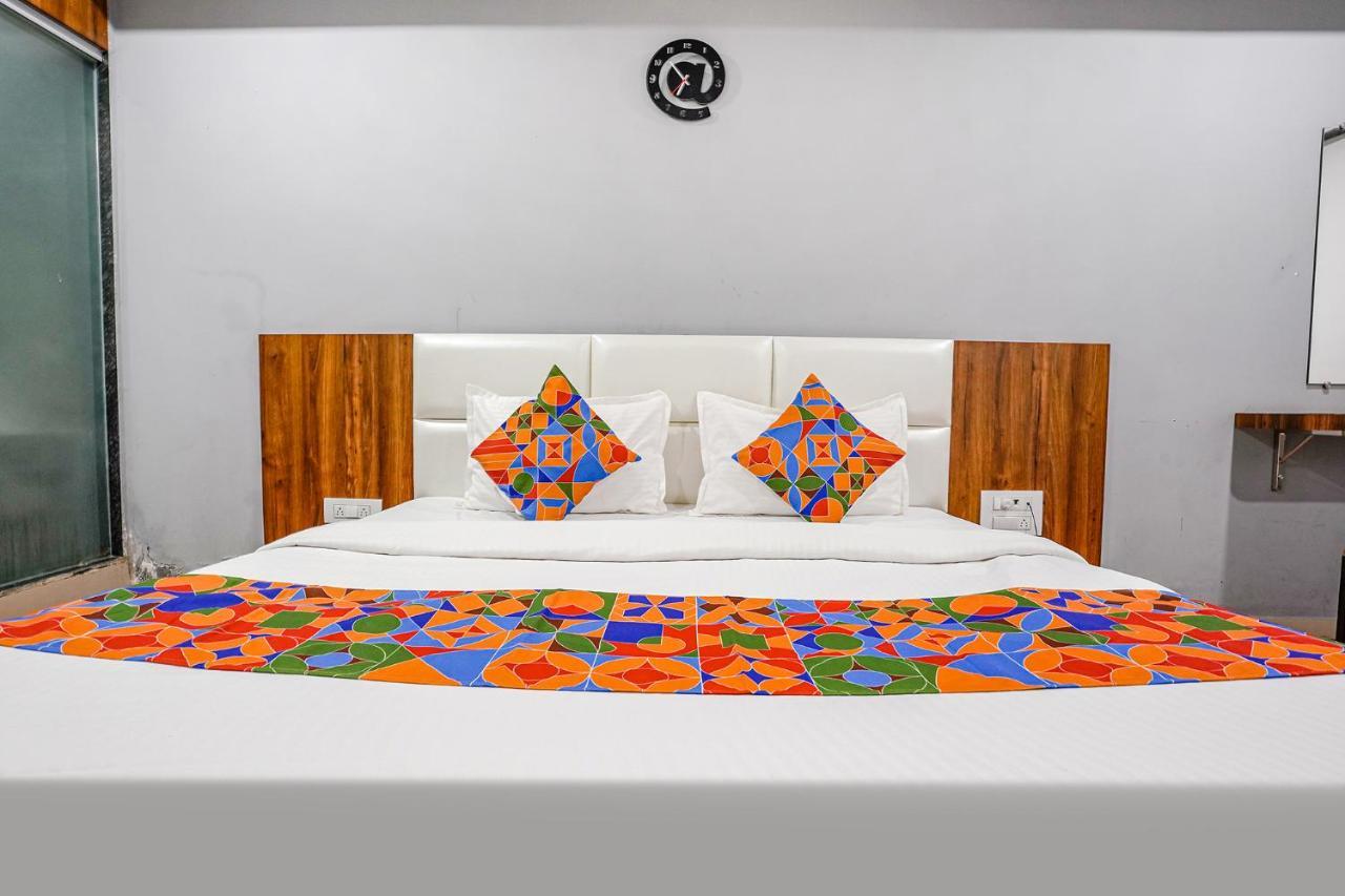 Fabhotel The Valentine - Udhna Road Surate Exterior foto