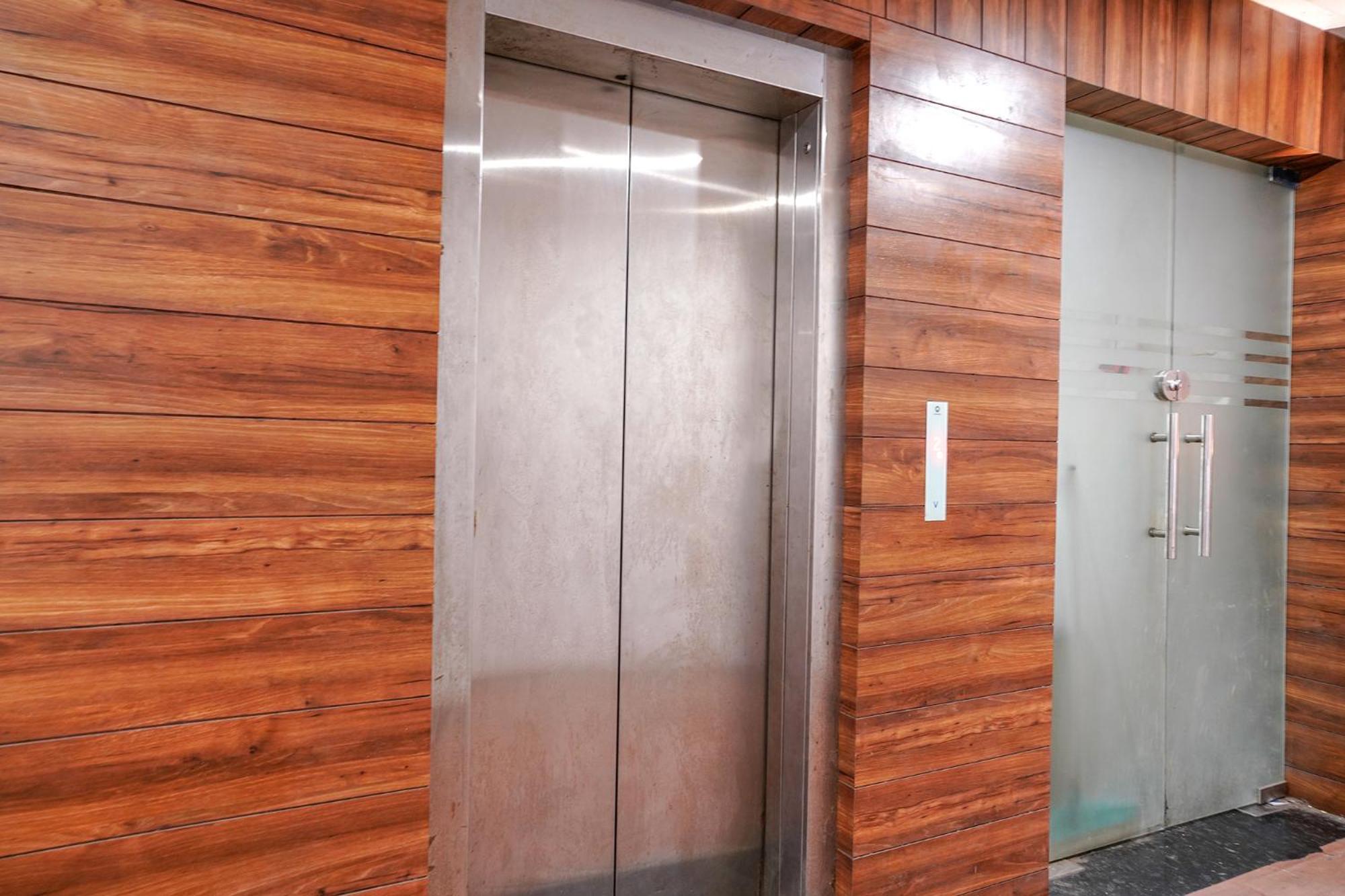 Fabhotel The Valentine - Udhna Road Surate Exterior foto