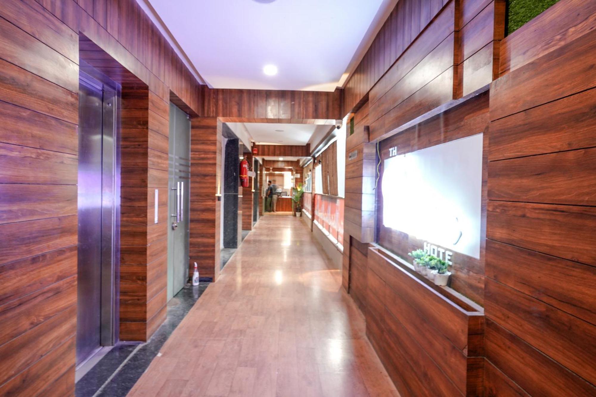 Fabhotel The Valentine - Udhna Road Surate Exterior foto